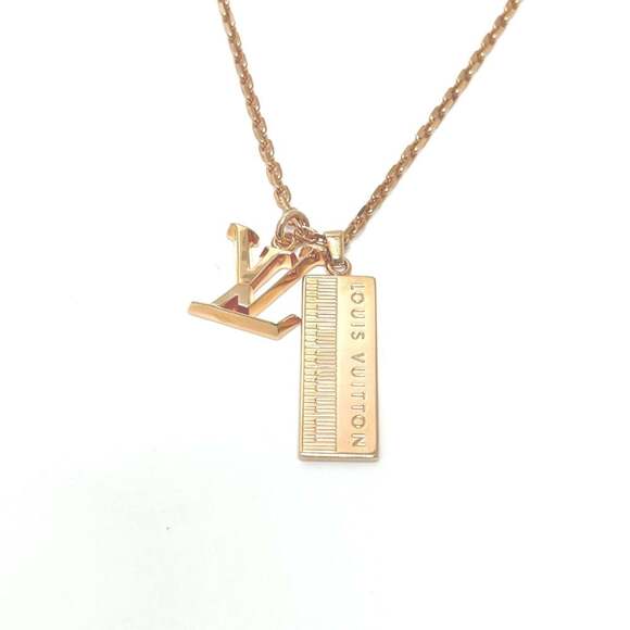 LOUIS VUITTON Pink Necklace